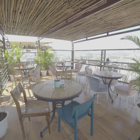 Hotel Udai Niwas By The Lake Udaipur Bagian luar foto